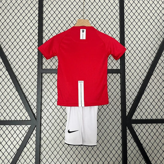 KIT ENFANT RÉTRO MANCHESTER UNITED 2008