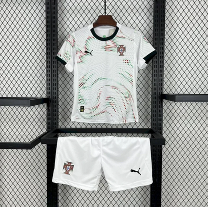 Kit Enfant Portugal Extérieur 2025/2026